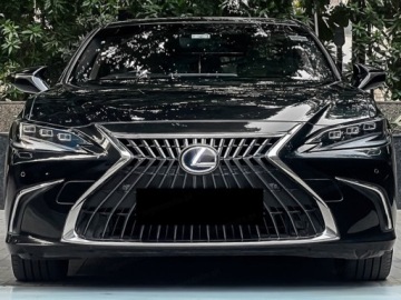 Lexus ES VII (XV70) Sedan Facelifting 300h 218KM 2025 LEXUS ES 300h Prestige Sedan 2.5 Hybrid 218KM 2025, zdjęcie 2