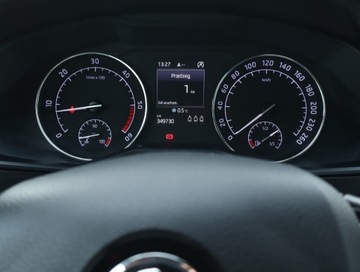 Skoda Superb III Kombi 1.6 TDI 120KM 2017 Skoda Superb 1.6 TDI, Navi, Xenon, Bi-Xenon, zdjęcie 10