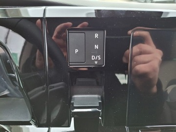 Volkswagen Multivan T7 Van L1 2.0 TDI 150KM 2025 Volkswagen Multivan Family 2.0 TDI 150 KM L2, zdjęcie 8