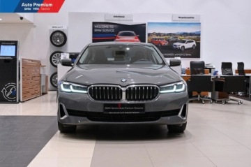 BMW Seria 5 G30-G31 Limuzyna Facelifting 3.0 540d 340KM 2021 BMW Seria 5 540d xDriveRepair InclusiveService InclusiveLuxury Line 3.0, zdjęcie 19