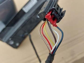 VW TOURAN II 10-15R ZRCÁTKO VNĚJŠÍ LEVÉ 6PIN LD7R 1T2857507AA