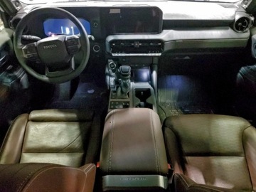 Toyota Land Cruiser VIII 2025 Toyota Land Cruiser 2025 Toyota Land Cruiser 1958 4WD od ubezpieczalni 2.4, zdjęcie 8