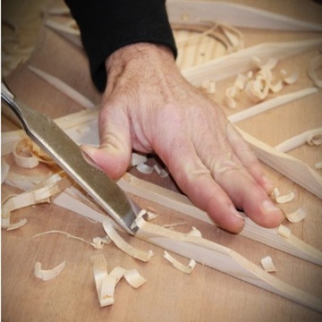 НАБОР ИЗ 12 ДЕРЕВЯННЫХ ДОЛОТО, СТАЛЬ