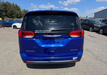 Chrysler Pacifica II 2018 Chrysler Pacifica 2018 Chrysler Pacifica HYBRID TOURING PLUS auto w Polsce, zdjęcie 1