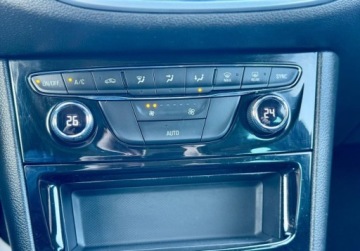 Opel Astra K Sports Tourer 1.4 Turbo 125KM 2019 Opel Astra 1.4T 125KM Navi Kamera PDC Asystent pasa lusterek Polskory AGR, zdjęcie 27