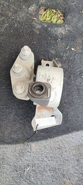 OPEL CORSA E 1,0 TURBO ULOŽENÍ DRŽÁK UCHYCENÍ MOTORU