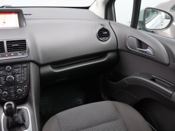 Opel Meriva II Mikrovan Facelifting 1.4 Turbo ECOTEC 140KM 2015 Opel Meriva 1.4 Turbo, Navi, Klima, Klimatronic, zdjęcie 7