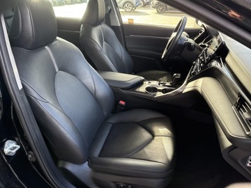 Toyota Camry IX Sedan 2.5 Hybrid Dynamic Force 218KM 2023 Toyota Camry 2.5 Hybrid Comfort CVT 2.5 Hybrid Com, zdjęcie 8