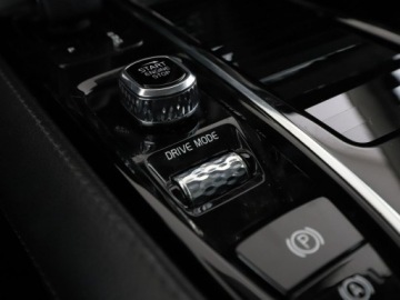 Volvo V60 II  Kombi Plug-in 2.0 T6 Plug-In Hybrid 341KM 2020 Volvo V60 Inscription Expression PHEV AWD T6, zdjęcie 30