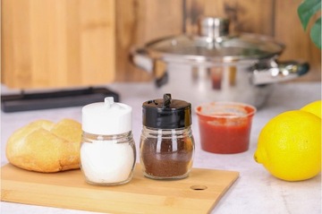 SOLNICZKA PIEPRZNICZKA KOMPLET SZKLANA SOLNICZKA I PIEPRZNICZKA KLASYCZNE