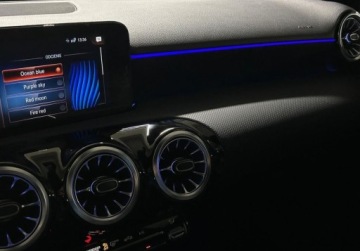 Mercedes Klasa A W177/V177 Hatchback 2.0 220d 190KM 2021 Mercedes-Benz Klasa A AMG Line 4-Matic 8G-DCT, Tempomat, GPS, Podgrzewane, zdjęcie 36