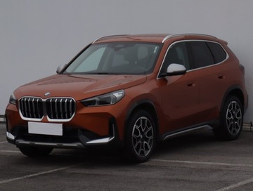 BMW X1 U11 Crossover 1.5 18i 136KM 2023 BMW X1 sDrive18i, Salon Polska, Serwis ASO, zdjęcie 1