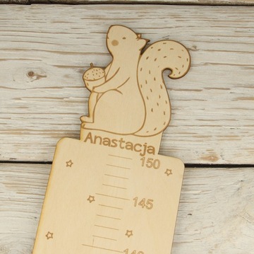 ДЕРЕВЯННЫЙ МЕР ВЫСОТЫ ДЛЯ СТЕНЫ, шаблон имени ЛЕВ