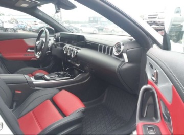 Mercedes CLA C118/X118 Shooting Brake AMG 2.0 35 AMG 306KM 2022 Mercedes-Benz CLA 2022r., AMG CLA 35 4matic, 2L, od ubezpieczalni 2.0 306KM, zdjęcie 8