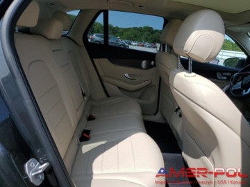 Mercedes GLC C253 2020 Mercedes-Benz GLC _300_4Matic_2.0 L_255 km_2020r_Mala szkoda 2.0 Benzyna, zdjęcie 8