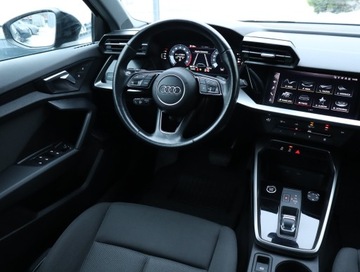 Audi A8 D5 2021 Audi A3 35 TFSI, Salon Polska, Automat, Klima, zdjęcie 6