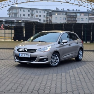 Citroen C4 II Hatchback 5d 1.6 16v VTi 120KM 2011 Citroen C4 II 1.6 VTi 120 Exclusive, zdjęcie 1