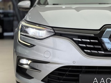 Renault Megane IV GrandCoupe Facelifting 1.3 TCe 140KM 2022 Renault Megane Intens / Ambiente / Kamera cofania, zdjęcie 37