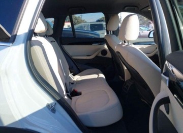 BMW X1 F48 2021 BMW X1 2021, 2.0L, od ubezpieczalni 2.0 Benzyna 228KM, zdjęcie 10