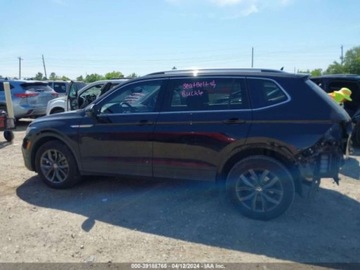 Volkswagen Tiguan II 2022 Volkswagen Tiguan 2022r, 2.0L 2.0 Benzyna 185KM, zdjęcie 1