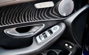 Mercedes GLC C253 2017 Mercedes-Benz GLC Bardzo bogate wyposazenie 2.0 Hybryda 320KM, zdjęcie 30