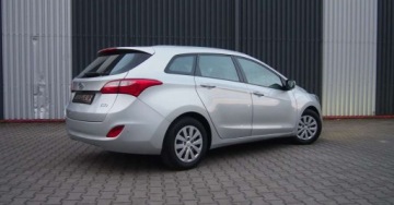 Hyundai i30 II Wagon Facelifting 1.4 MPI 100KM 2017 Hyundai i30 Benzyna Kombi 100KM NAVIgacja Kamera Cofania 1.4 Benzyna, zdjęcie 16