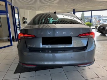 Skoda Octavia IV 2026 SKODA Octavia Drive Essence 1.5 TSI mHEV DSG Sedan 115KM 2026, zdjęcie 2