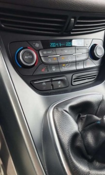 Ford Kuga II SUV Facelifting 1.5 EcoBoost 150KM 2019 Ford Kuga 1.5 150ps. Navi Sync Grzane Fotele Kierownica 2019 1.5 Benzyna, zdjęcie 22