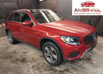 Mercedes GLC C253 2019 Mercedes-Benz GLC 300 4Matic 2019 2.0L 2.0 Benzyna 241KM