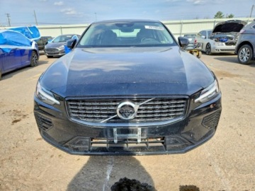 Volvo S60 III 2022 Volvo S60 2022 VOLVO S60 T8 RECHARGE R-DESIGN EXPRESSIO 2.0 Hybryda Plug-in, zdjęcie 5