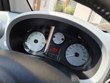 Citroen Berlingo II Combi Facelifting 1.6 HDI 75KM 2015 Citroen Berlingo Multispace___Limited Selection___1.6 HDi 75KM___Pelna His, zdjęcie 18