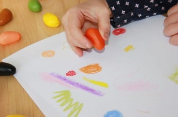 CRAYON ROCKS CRAYONS в коробке по 64 штуки, 16 цветов