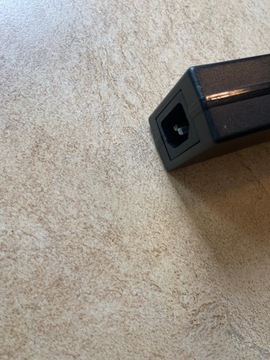 АДАПТЕР ПЕРЕМЕННОГО ТОКА WT0903000 Блок питания 9 В 3 А с кабелем питания