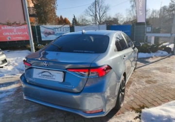 Toyota Corolla XII Sedan 1.8 Hybrid 122KM 2019 Toyota Corolla Salon POLSKA VAT23 Super Stan EXECUTIVE Zobacz 1.8, zdjęcie 3