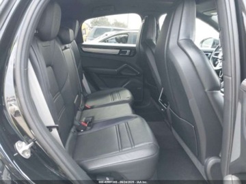 Porsche Cayenne III 2022 Porsche Cayenne 2022 PORSCHE CAYENNE COUPE PLATINUM EDITION 3.0 Benzyna, zdjęcie 13