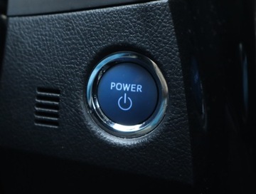 Toyota Auris II Touring Sports Facelifting 1.8 Hybrid 136KM 2017 Toyota Auris Hybrid, Salon Polska, Serwis ASO, zdjęcie 17