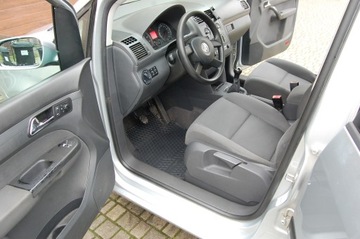 Volkswagen Touran I 2004 VW Touran Klima Sprawna 1.6MPI 102PS Oryginalny Lakier, zdjęcie 4