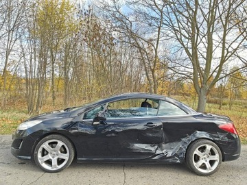 Peugeot 308 I Hatchback 5d 2.0 HDi FAP 140KM 2009 Peugeot 308 CC, zdjęcie 1