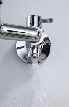 Смеситель для ванны и душа с клапаном