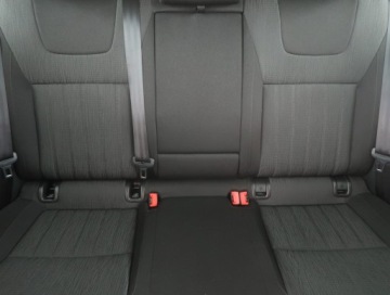 Skoda Octavia III Liftback Facelifting 1.6 TDI 115KM 2019 Skoda Octavia 1.6 TDI, Salon Polska, Klima, zdjęcie 9