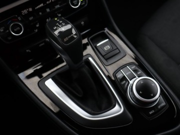 BMW Seria 2 F22-F23-F45-F46 Active Tourer Facelifting 225xe 224KM 2019 BMW 2 Active Tourer 225xe Active Tourer, 4X4, zdjęcie 17