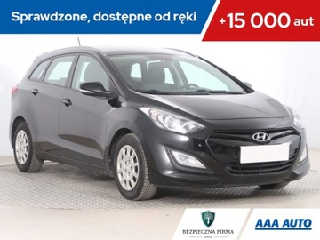 Hyundai i30 II Wagon 1.4 CRDi 90KM 2014 Hyundai i30 1.4 CRDi, Serwis ASO, Navi, Klima