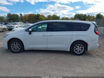 Chrysler Voyager V 2023 Chrysler Voyager 2023 Chrysler Voyager LX FWD 3.6 Benzyna 284KM, zdjęcie 1