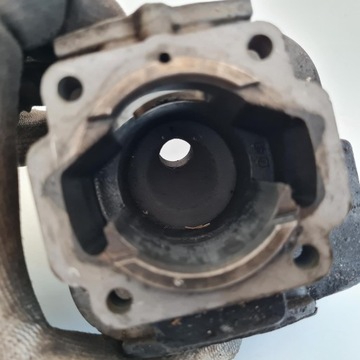 MCCULLOCH КАБРИОЛЕТ ПЛЮС 407B ЦИЛИНДР ОРИГИНАЛ