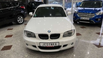 BMW Seria 1 F20-F21 2011 BMW Seria 1 2.0 benzyna M- PAKIET Bardzo ladny stan MOZLIWA ZAMIANA 2.0, zdjęcie 2