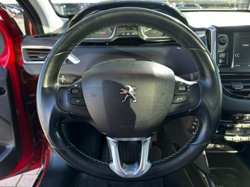 Peugeot 2008 I SUV Facelifting 1.2 PureTech 110KM 2018 Peugeot 2008 SalonPL Panorama Półskóra Navi, zdjęcie 19