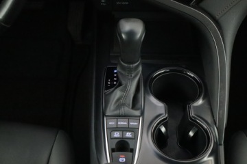 Toyota Camry IX Sedan 2.5 Hybrid Dynamic Force 218KM 2019 Toyota Camry 2.5 Hybrid, Salon Polska, zdjęcie 18