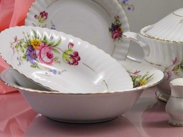 096 BULIONÓWKA 400 SPODEK 17 IWONA CHODZIEŻ MALCER PORCELANA