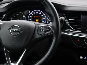 Opel Insignia II Sports Tourer Facelifting 2.0 Diesel 174KM 2020 Opel Insignia 2.0 CDTI, Salon Polska, 171 KM, zdjęcie 18