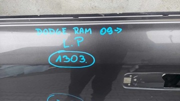 DODGE RAM 09- DVEŘE LEVÉ PŘEDNÍ 1303